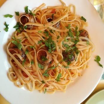 Il Sorriso - Escargot & Linguine - Italian Near Me - Paris, 75 Il Sorriso - Escargot & Linguine - Italian Near Me - Paris, 75