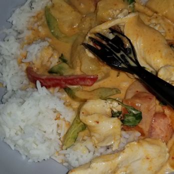 Srisiam Thai Kitchen - Pineapple Curry - Thai Near Me - Arcadia, California Srisiam Thai Kitchen - Pineapple Curry - Thai Near Me - Arcadia, California