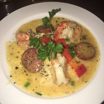 CJ Mugg's - Bayou shrimp and grits - American Near Me - Saint Louis, Missouri