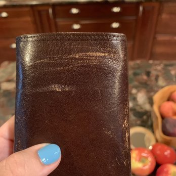 Leonardo Leather Works - Front of the trifold wallet- completely scratched after one month of normal wear. - Leather Goods Near Me - Florence, FI