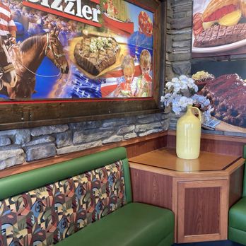 Sizzler - Nice waiting area in lobby - Seafood Near Me - Banning, California Sizzler - Nice waiting area in lobby - Seafood Near Me - Banning, California