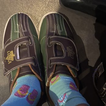 FatCats - Surprise - New bowling shoes, clean, and well kept - Cinema Near Me - Surprise, Arizona FatCats - Surprise - New bowling shoes, clean, and well kept - Cinema Near Me - Surprise, Arizona