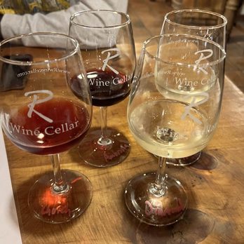R Wine Cellar Urban Winery - Sweet flight - Wineries Near Me - Pittsburgh, Pennsylvania R Wine Cellar Urban Winery - Sweet flight - Wineries Near Me - Pittsburgh, Pennsylvania