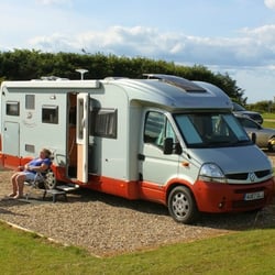 Crows Nest Caravan Park
