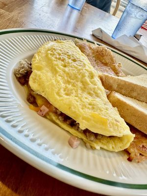 Benson's By The Beach by null