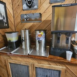 Slabs - Lemonade, sweet tea, ice machine