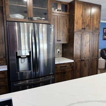 Lloyd's Remodeling & Cabinetry - General Contractors Near Me - Sandy, Utah