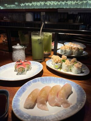 Blueberry Maki Bar by null