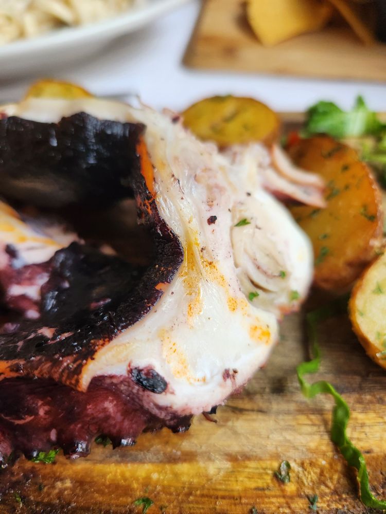 TASCA PAELLA Updated August 2024 76 Photos & 41 Reviews 401 Biscayne Blvd, Miami Beach