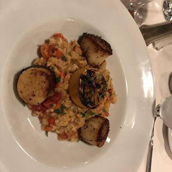 Pilothouse Restaurant - Scallops - New American Near Me - Sacramento, California Pilothouse Restaurant - Scallops - New American Near Me - Sacramento, California