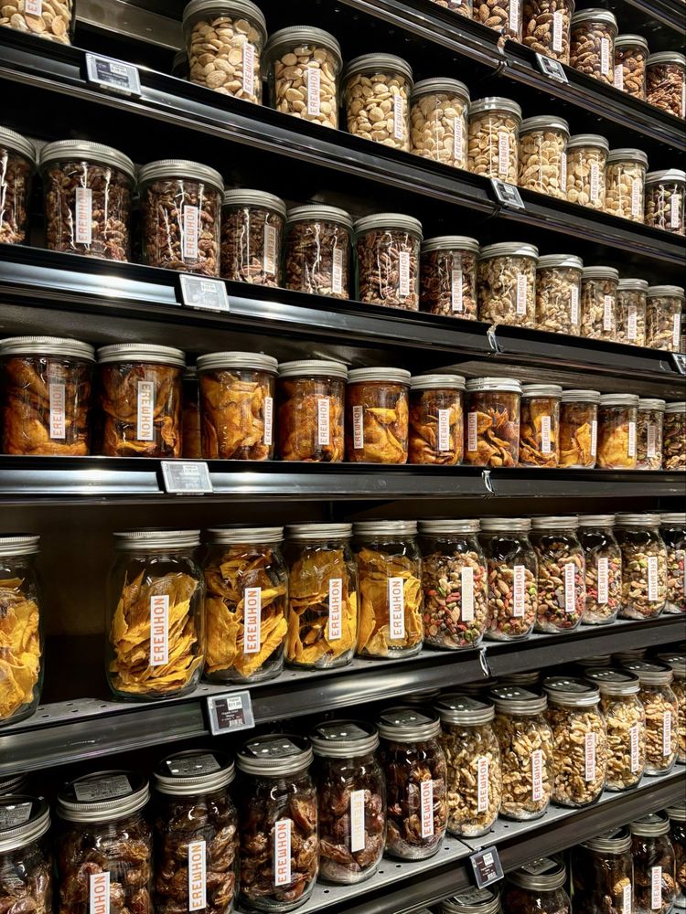 Erewhon Manhattan Beach