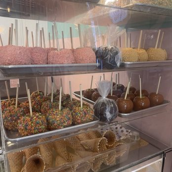 Endless Summer Sweets - Display - Desserts Near Me - Berkeley, California