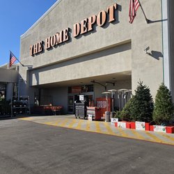 The Home Depot - Front of store