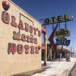 Glancy Motel