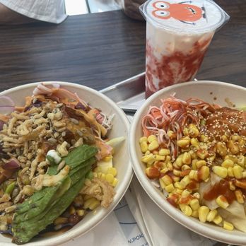 PokéBowl Station - Bensonhurst - Happy Meal and Salmon Oasis Strawberry Dirty Tea - Poke Near Me - Brooklyn, New York