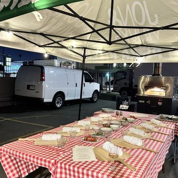 Jon & Vinny's Slauson - Pizza making class - Italian Near Me - Windsor Hills, California Jon & Vinny's Slauson - Pizza making class - Italian Near Me - Windsor Hills, California