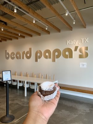 Beard Papa's by null