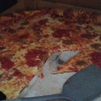 Husky Pizza - Pizza Near Me - Manchester, Connecticut Husky Pizza - Pizza Near Me - Manchester, Connecticut