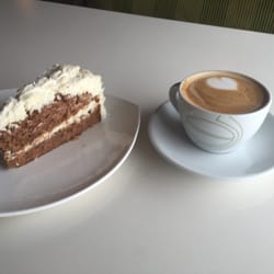 Coffee Lounge - Cheesecake and cappuccino.
