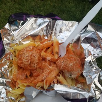 Mangiamo Truck - a plate of pasta and meatballs - Food Trucks Near Me Mangiamo Truck - a plate of pasta and meatballs - Food Trucks Near Me