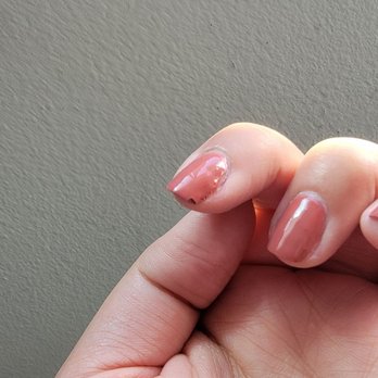 Versaci Nails Spa - Chipped in literally 2 hours. - Nail Salons Near Me - Eastvale, California Versaci Nails Spa - Chipped in literally 2 hours. - Nail Salons Near Me - Eastvale, California