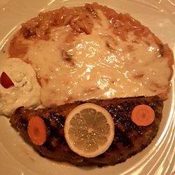 Restaurant Rhodos - Bifteki mit griechischen Nudeln