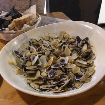 Eslava - Wedge Clams - Tapas Bars Near Me - Seville, SE Eslava - Wedge Clams - Tapas Bars Near Me - Seville, SE