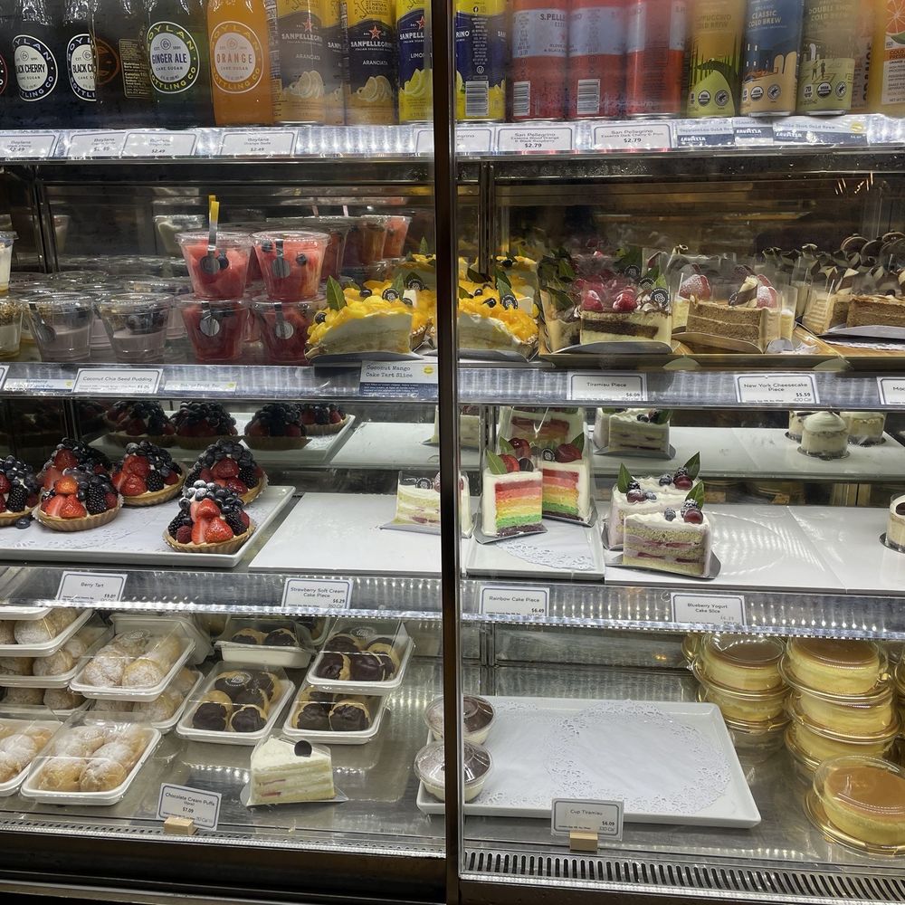 Paris Baguette - Inside display case - Bakeries Near Me - New York, New York Paris Baguette - Inside display case - Bakeries Near Me - New York, New York