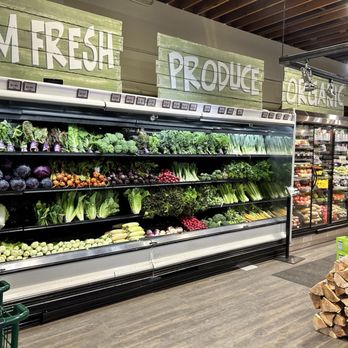 Skyline Community Market - Produce near entry - Organic Stores Near Me - Oakland, California Skyline Community Market - Produce near entry - Organic Stores Near Me - Oakland, California