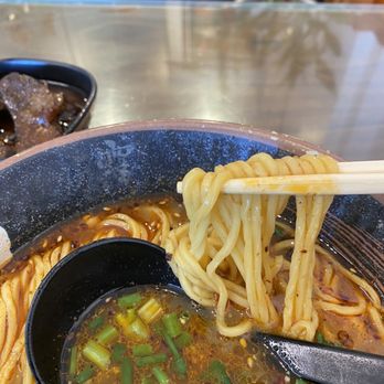 Wuwei Chong Qing Cuisine - Thick noodles - Szechuan Near Me - Honolulu, Hawaii Wuwei Chong Qing Cuisine - Thick noodles - Szechuan Near Me - Honolulu, Hawaii