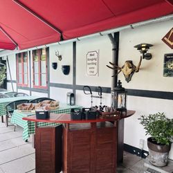 Gamle Humlebæk Kro - Outdoors