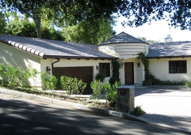 Slide of J & J Roofing