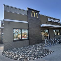 McDonald's - Outside