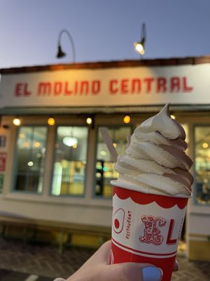 El Molino Central by null