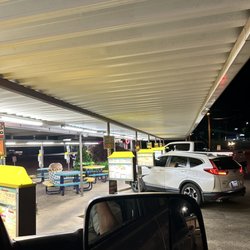 Myers Cruizzers Drive-In