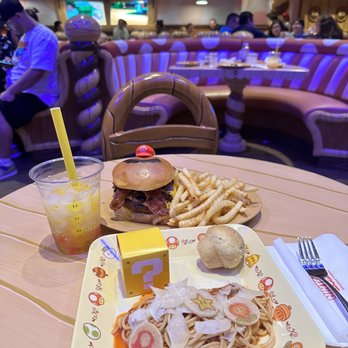 Toadstool Cafe - Mario burger, kids meal pasta dish - Cafes Near Me - Universal City, California