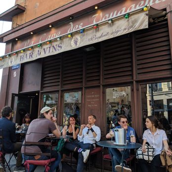 La Cave des Voyageurs - Wine Bars Near Me - Lyon, 69 La Cave des Voyageurs - Wine Bars Near Me - Lyon, 69