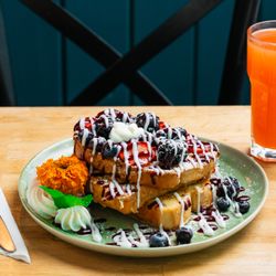 Starwood Cafe - Very Berry French Toast