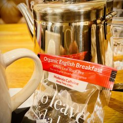Il Posto - Love their tea selections!