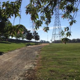Great park to run/walk to from home.
