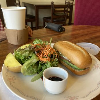 Spero Spera - Avocado salami sandwich - Coffee & Tea Near Me - Honolulu, Hawaii