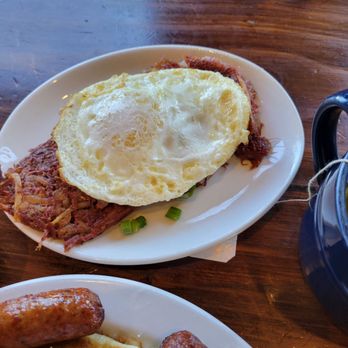Kihei Caffe Lahaina - Corn beef and egg - Breakfast & Brunch Near Me - Lahaina, Hawaii Kihei Caffe Lahaina - Corn beef and egg - Breakfast & Brunch Near Me - Lahaina, Hawaii