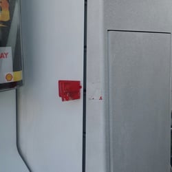 Shell Gas Station - Saw this and reported it. Hope they take care of it.