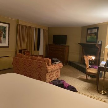 Lambertville Station - Second room they gave me was alot nicer! - Hotels Near Me - Lambertville, New Jersey Lambertville Station - Second room they gave me was alot nicer! - Hotels Near Me - Lambertville, New Jersey