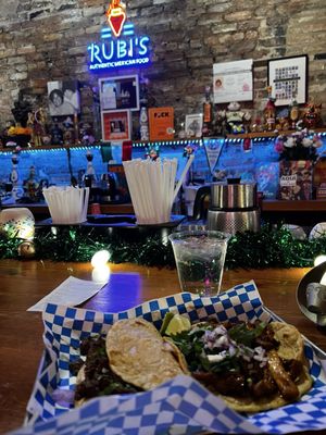 Rubi’s Tacos by null