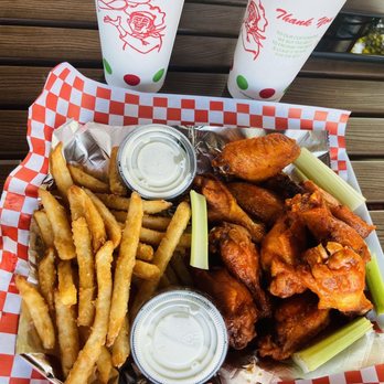 Ali's Pizzaria - Wings and fries - Pizza Near Me - San Antonio, Texas