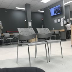 Dynalife Dx - A part of lobby waiting area