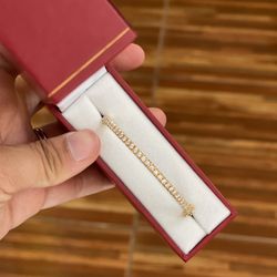 H & H Fine Jewelry - 18k diamond bangle