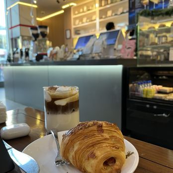Lumiere Cafe - Ham and cheese croissant - Coffee & Tea Near Me - Vancouver, British Columbia