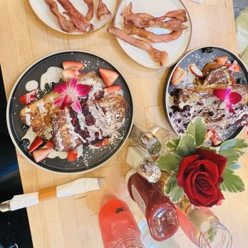 Eggy’s Neighborhood Kitchen - Breakfast & Brunch Near Me - Berkeley, California